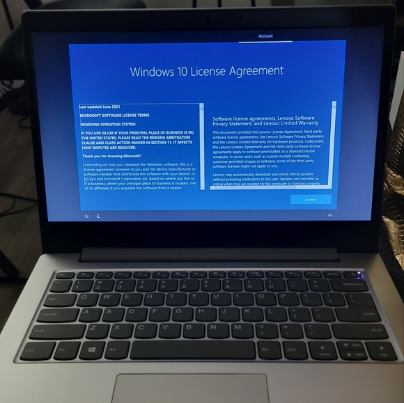 Lenovo IdeaPad 1 14IGL05 14" Laptop Intel Celeron N4020 4GB Ram 64GB - Picture 3 of 8